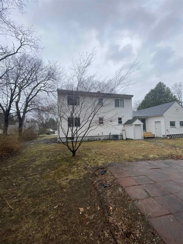 27 Glenwood Avenue Dover NH 03820