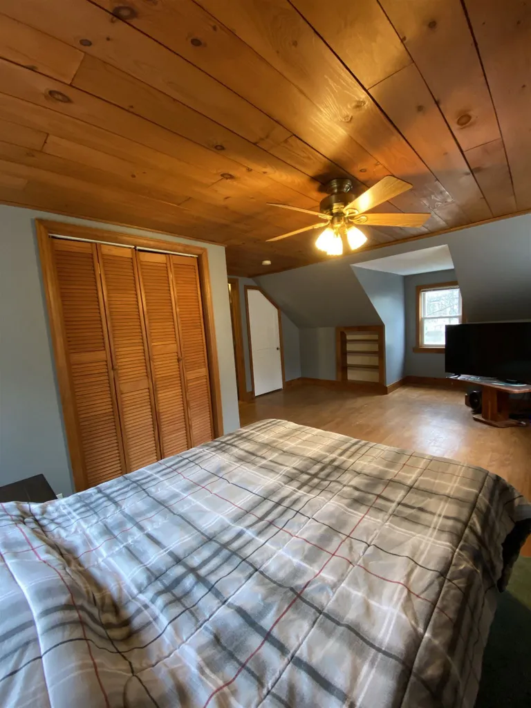 27 Glenwood Avenue Dover NH 03820