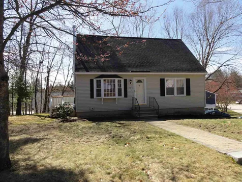 81 Westwood Drive Nashua NH 03062