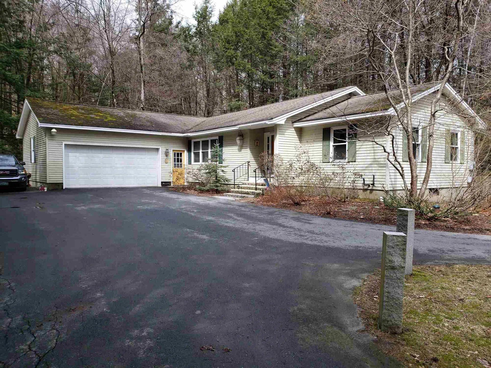 162 Hillcrest Terrace Brattleboro VT 05301