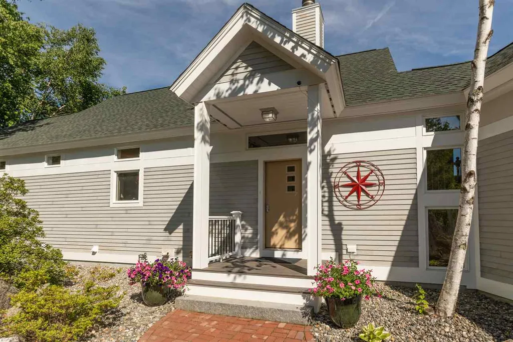 25 South Watch Road Meredith NH 03253