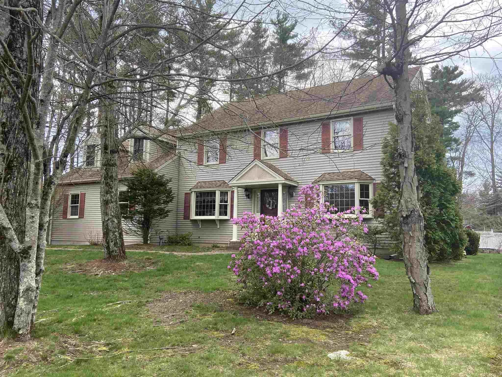 32 Hayden Circle Hampton NH 03842