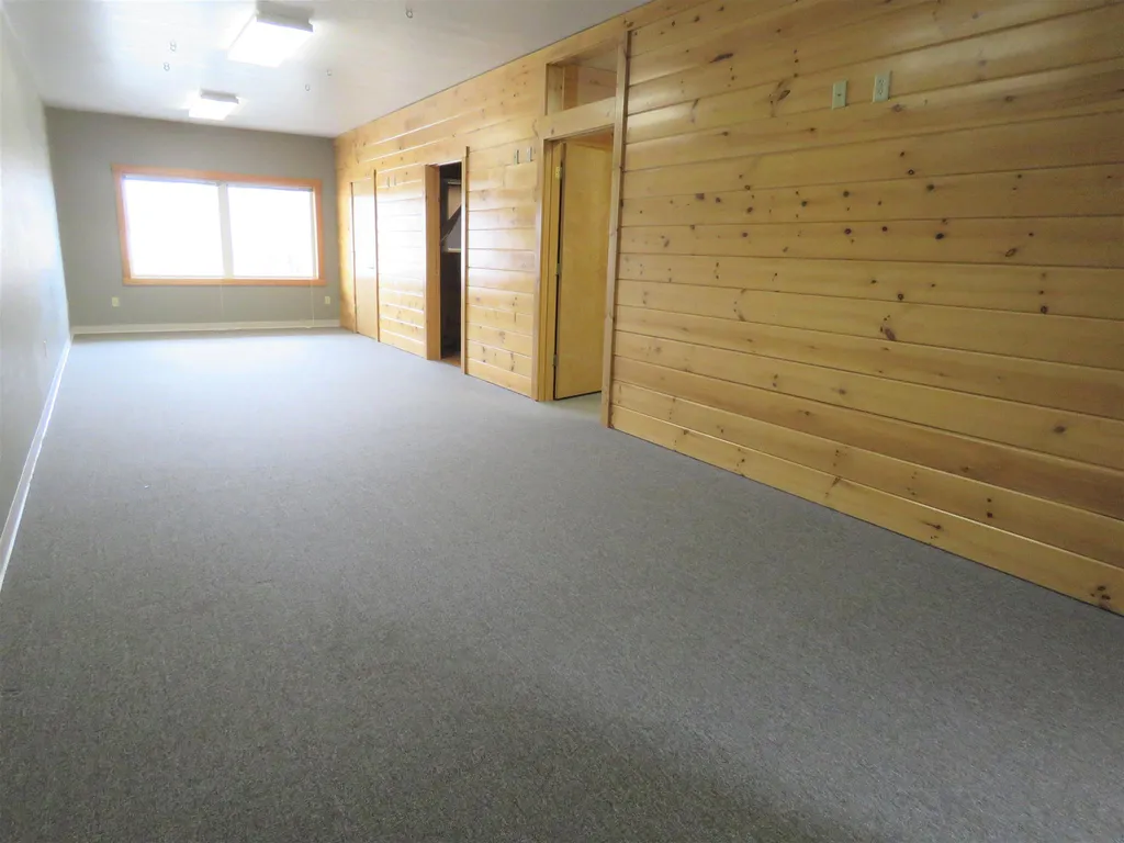 419B Route 105 Newport Town VT 05857