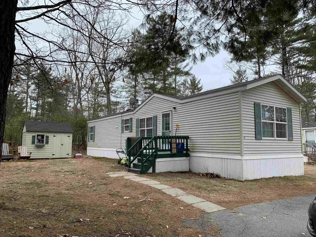 110 Colonial Village Somersworth NH 03878