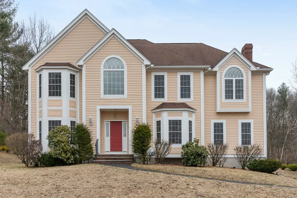 7 Candlewood Road Windham NH 03087