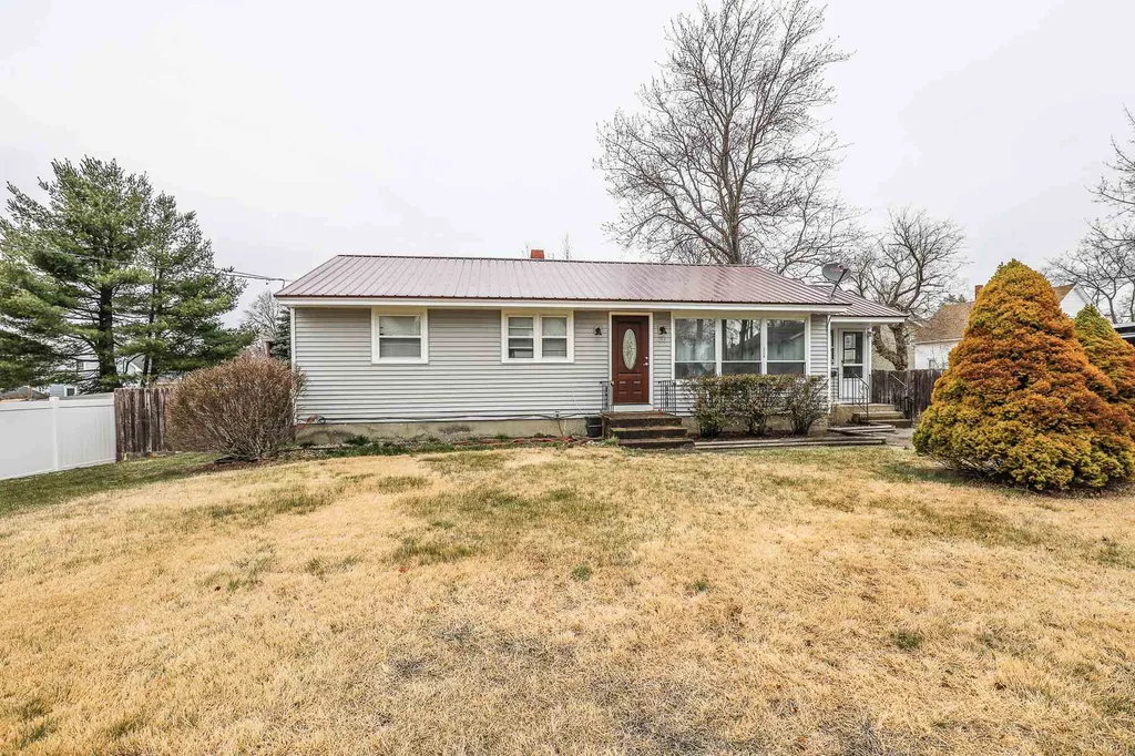 66 Wayland Avenue Manchester NH 03109
