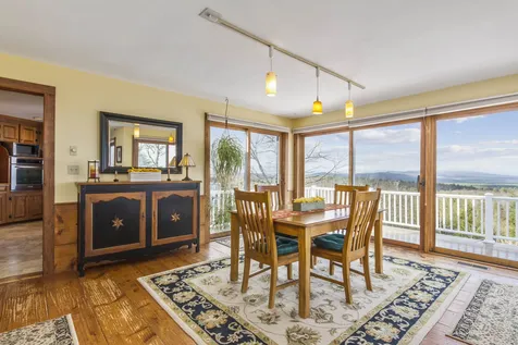 65 Ridgeview Lane New Boston NH 03070