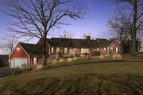 65 Ridgeview Lane New Boston NH 03070