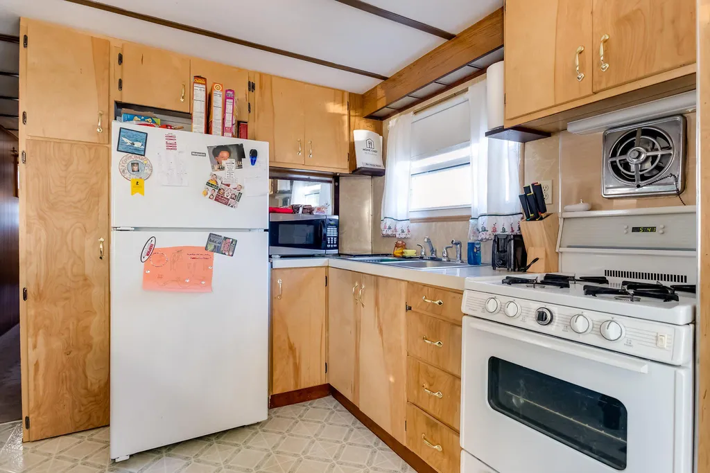 74 Gerrish Road Dover NH 03820
