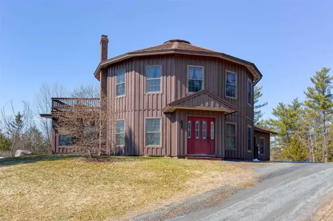 96 Rivervale Road Piermont NH 03779