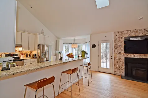 104 Lull Road New Boston NH 03070