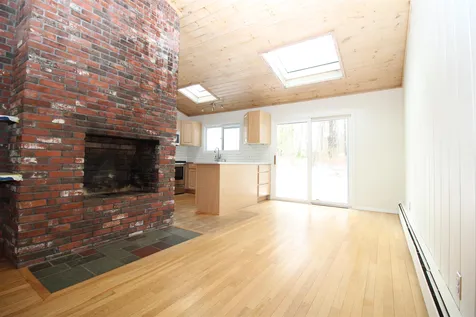 21 Riverview Road Durham NH 03824