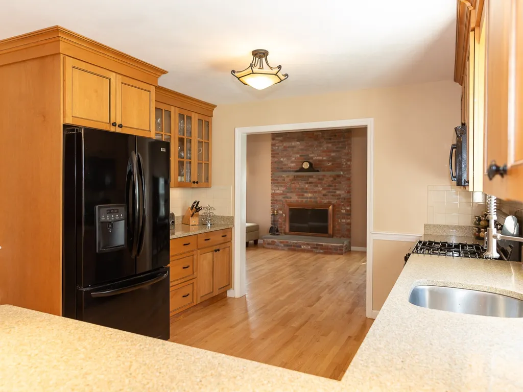 10 Alexander Drive Hampton NH 03842
