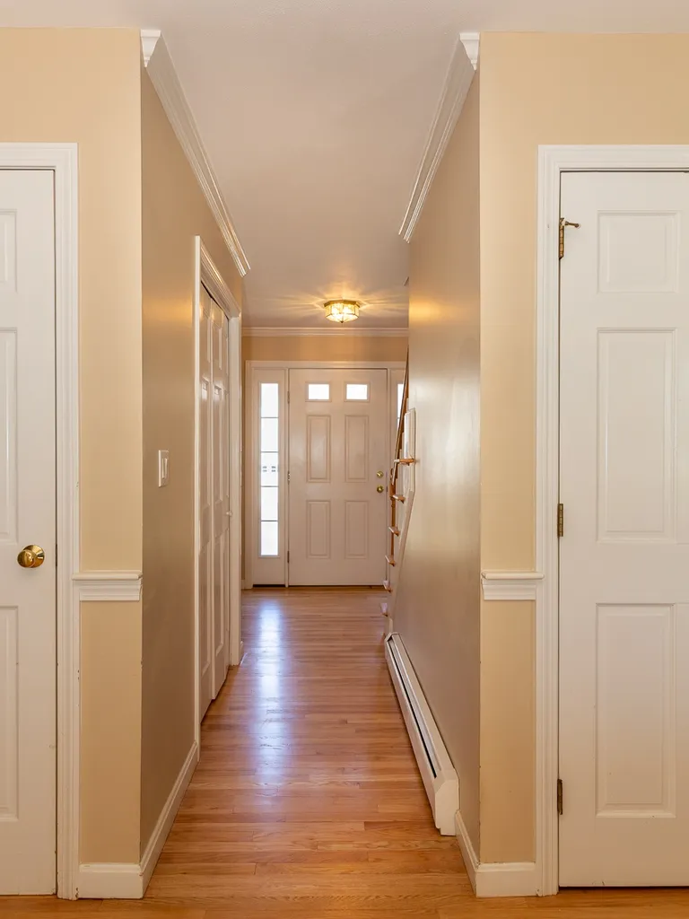 10 Alexander Drive Hampton NH 03842