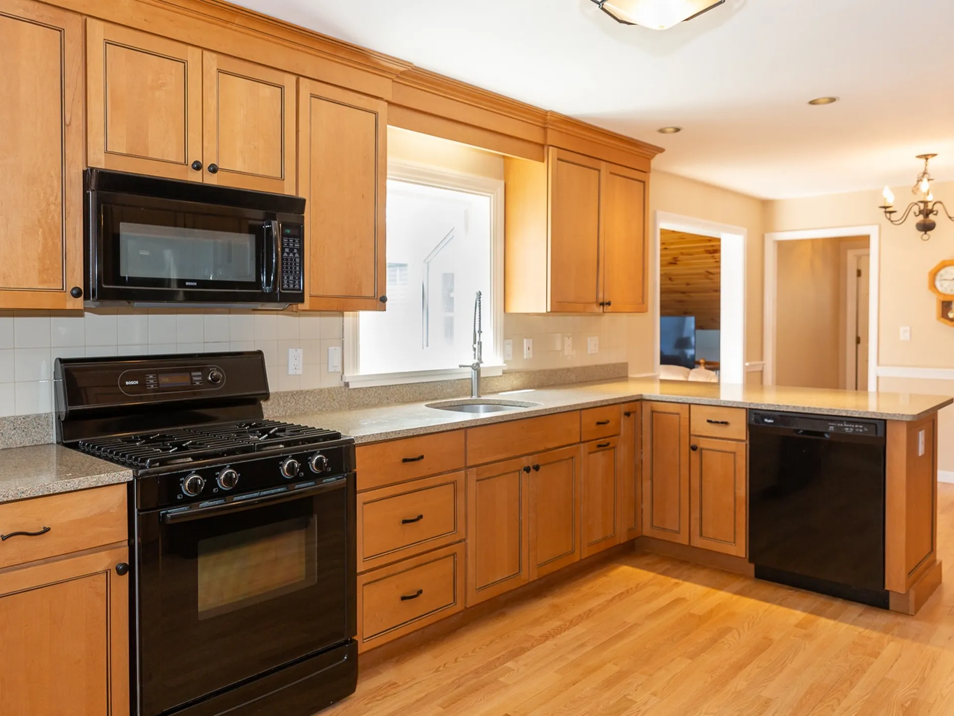 10 Alexander Drive Hampton NH 03842