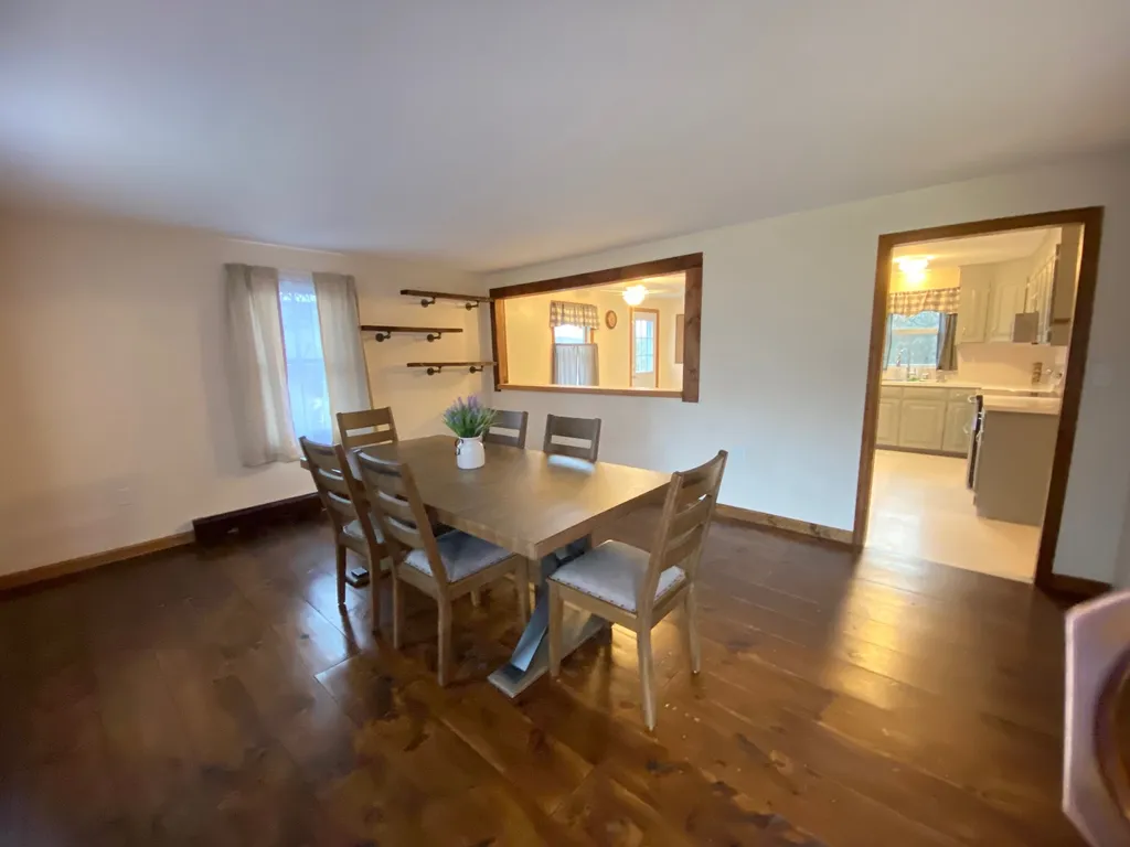 17 Stumpfield Road Kensington NH 03833