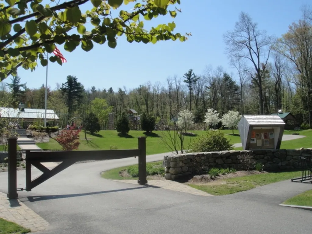17 Stumpfield Road Kensington NH 03833