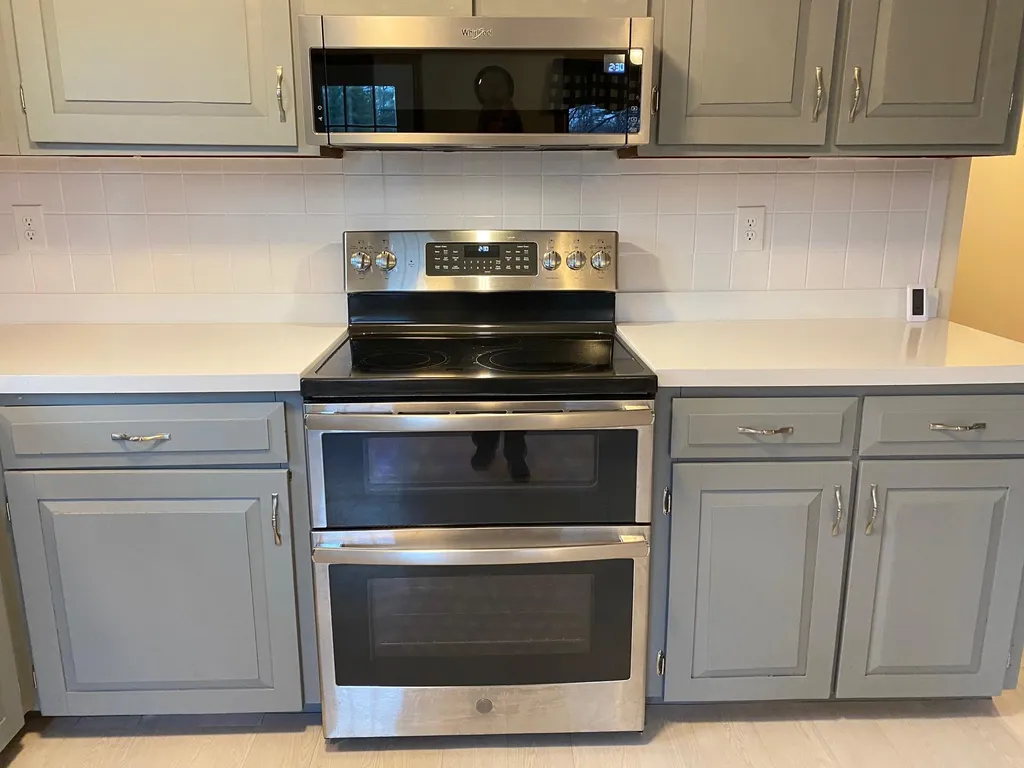 17 Stumpfield Road Kensington NH 03833