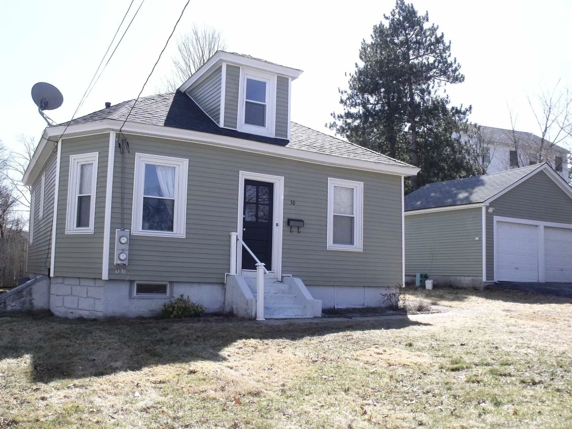 50 W Rosedale Avenue Manchester NH 03103