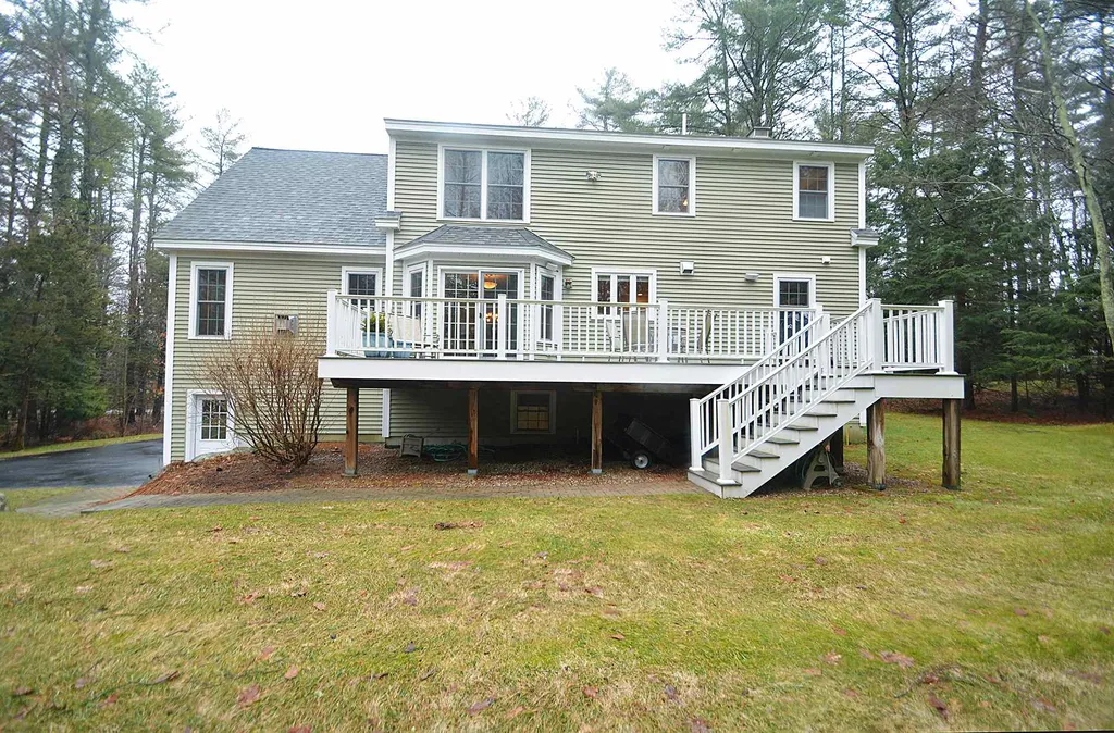 2 Stonewall Way Durham NH 03824