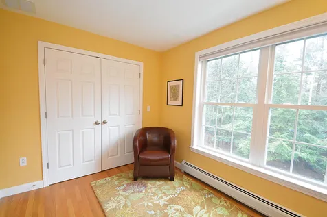 2 Stonewall Way Durham NH 03824