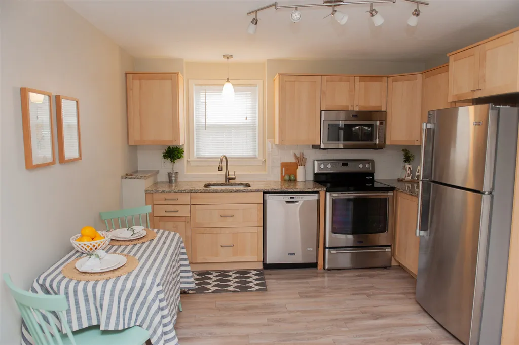 205 Circle Road Manchester NH 03103