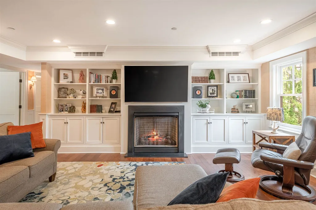 162 Mill Pond Way Portsmouth NH 03801