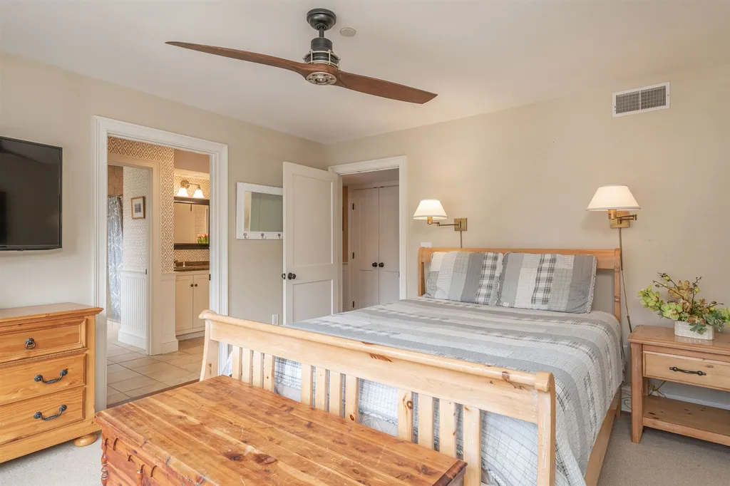 162 Mill Pond Way Portsmouth NH 03801
