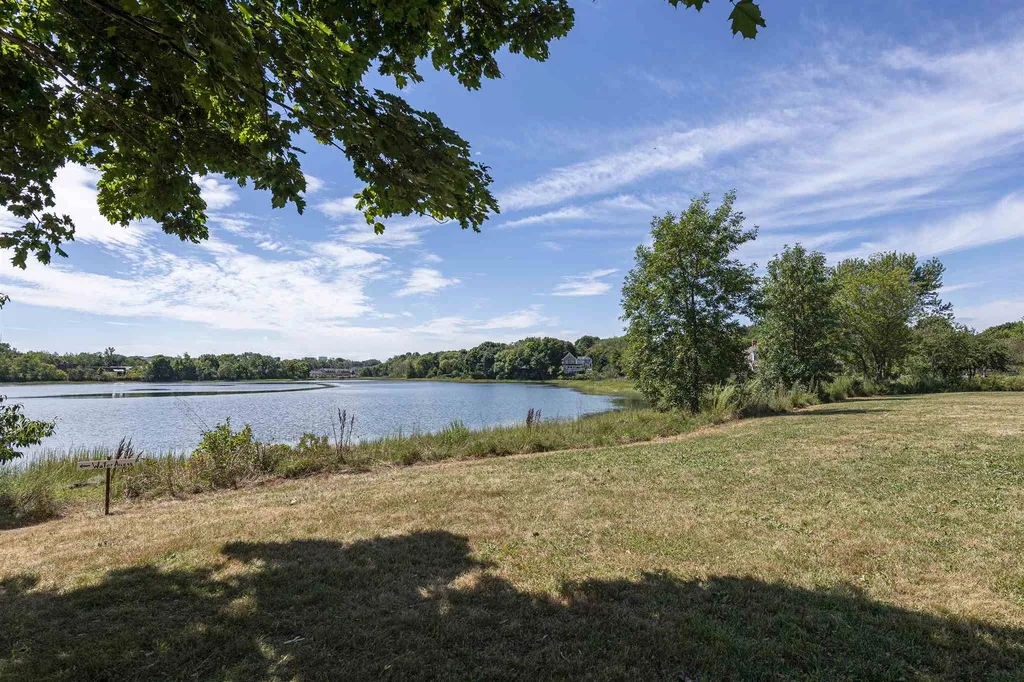 162 Mill Pond Way Portsmouth NH 03801