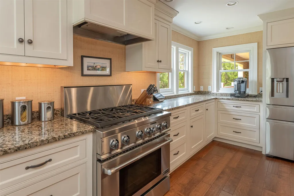 162 Mill Pond Way Portsmouth NH 03801