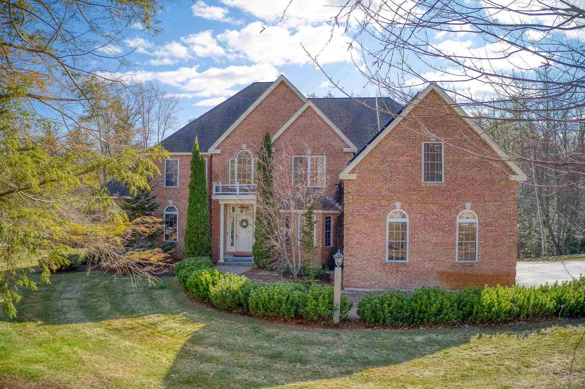 25 Esther Drive Bedford NH 03110