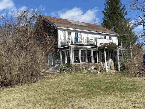 50 Robinson Lane Pelham NH 03076