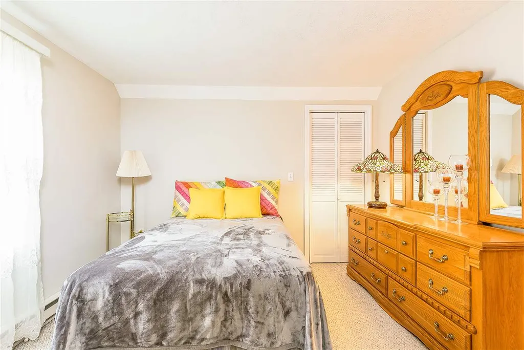 11 Connemara Drive Chichester NH 03258