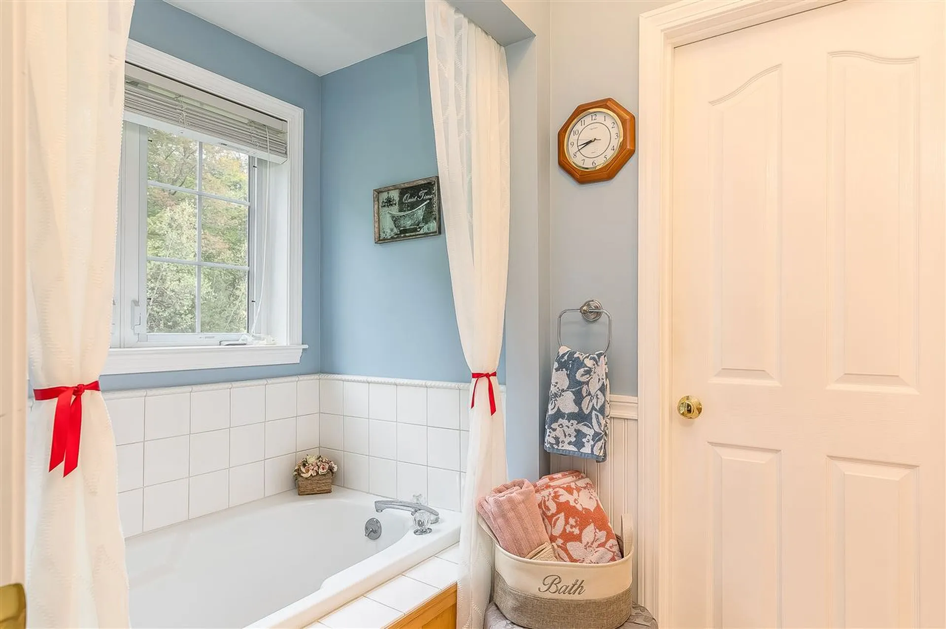 11 Connemara Drive Chichester NH 03258