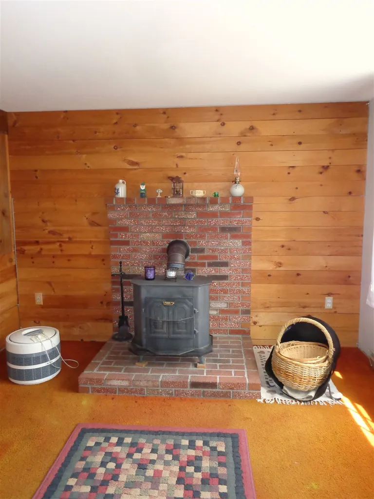 21 Horseshoe Pond Road Andover NH 03216