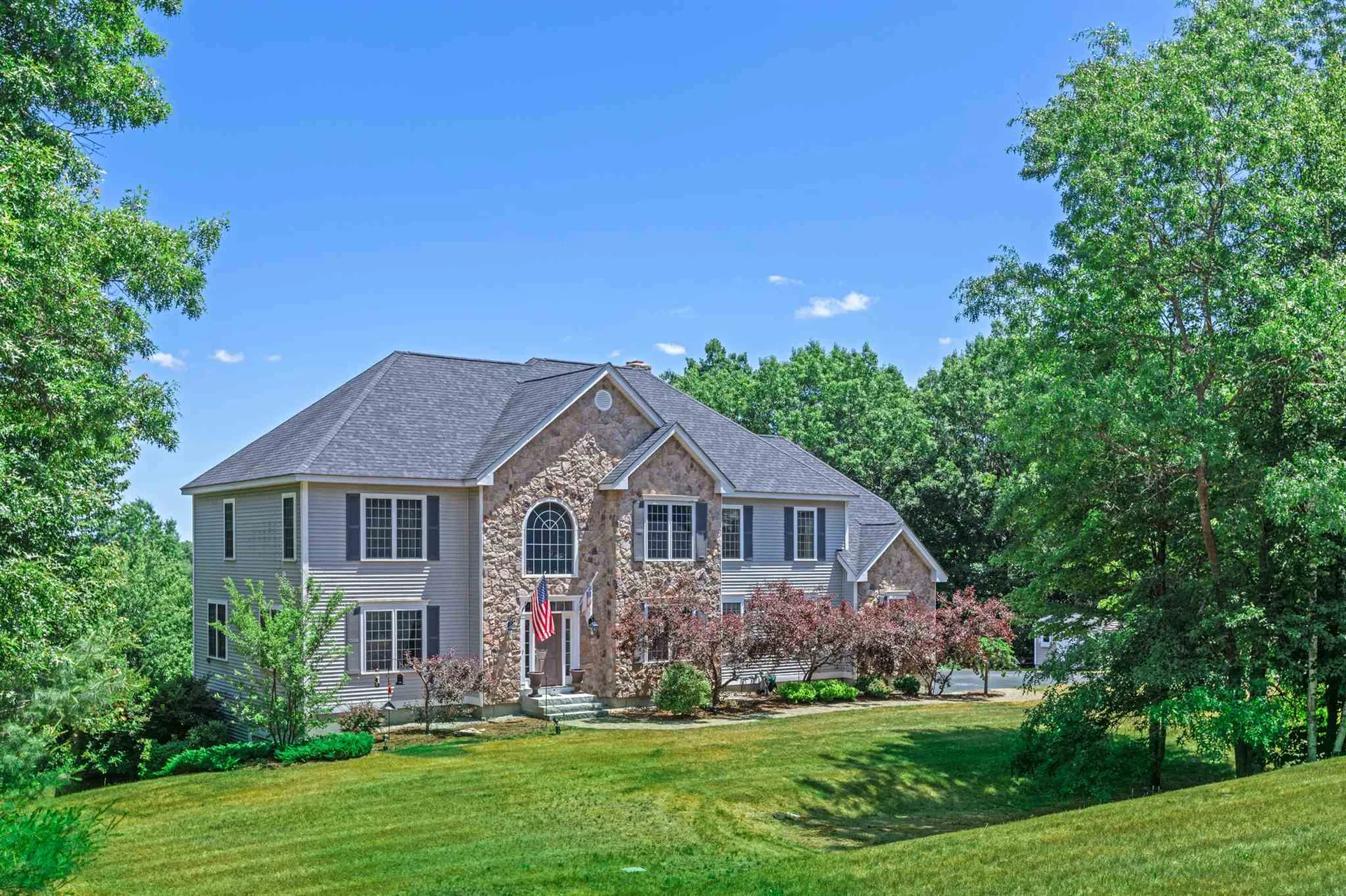 63 Cedar Crest Lane Auburn NH 03032