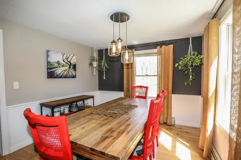 9 Poplar Circle Londonderry NH 03053