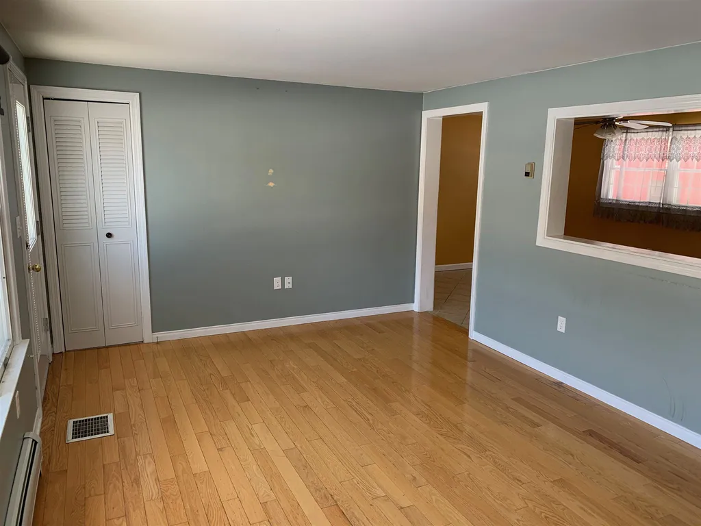 27 Nathan Street Canaan VT 05903