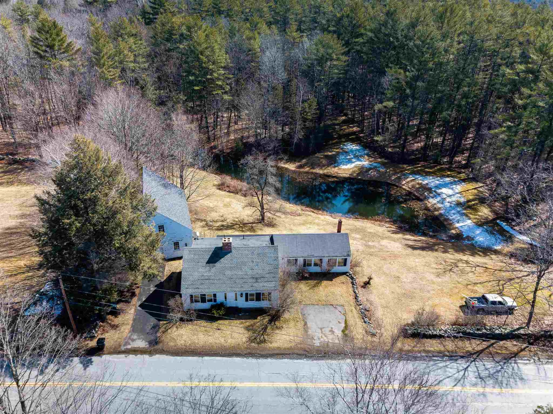 435 School Street Tilton NH 03276