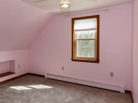 94 Elm Street Epping NH 03042