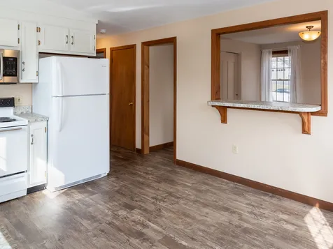 94 Elm Street Epping NH 03042