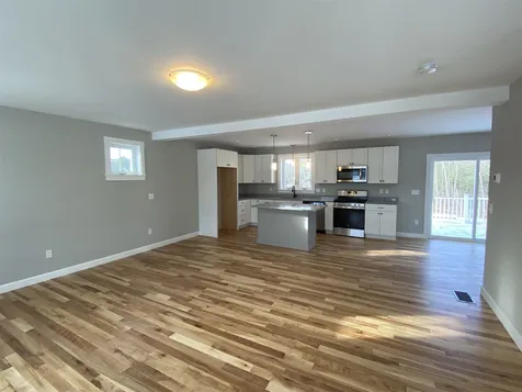 32 Daniels Drive Lee NH 03861