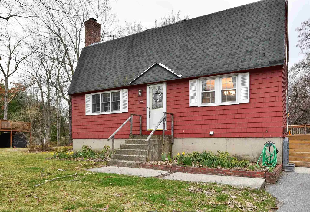195 Naticook Road Merrimack NH 03054-4604