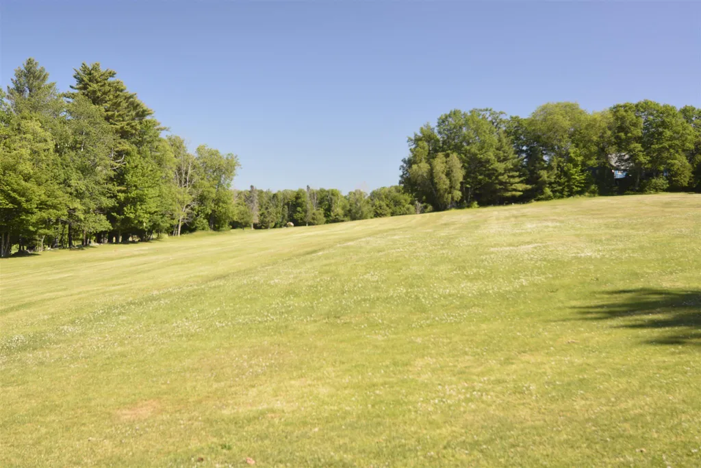 89 Ladd Hill Road Belmont NH 03220