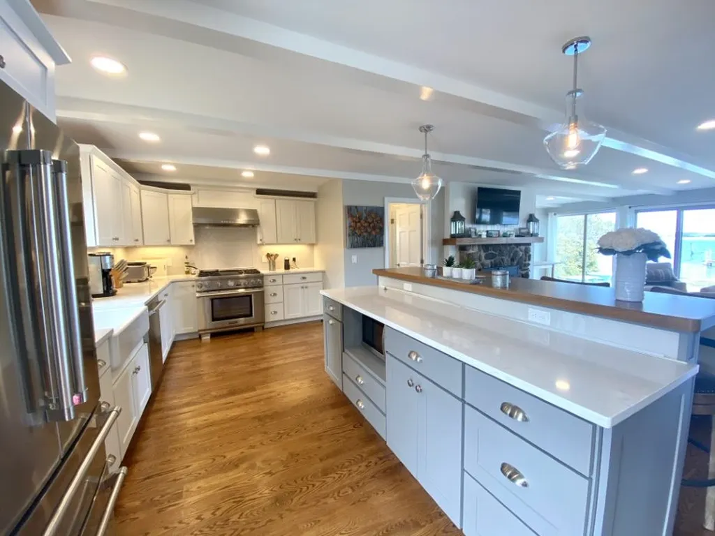 123 Weirs Road Gilford NH 03249