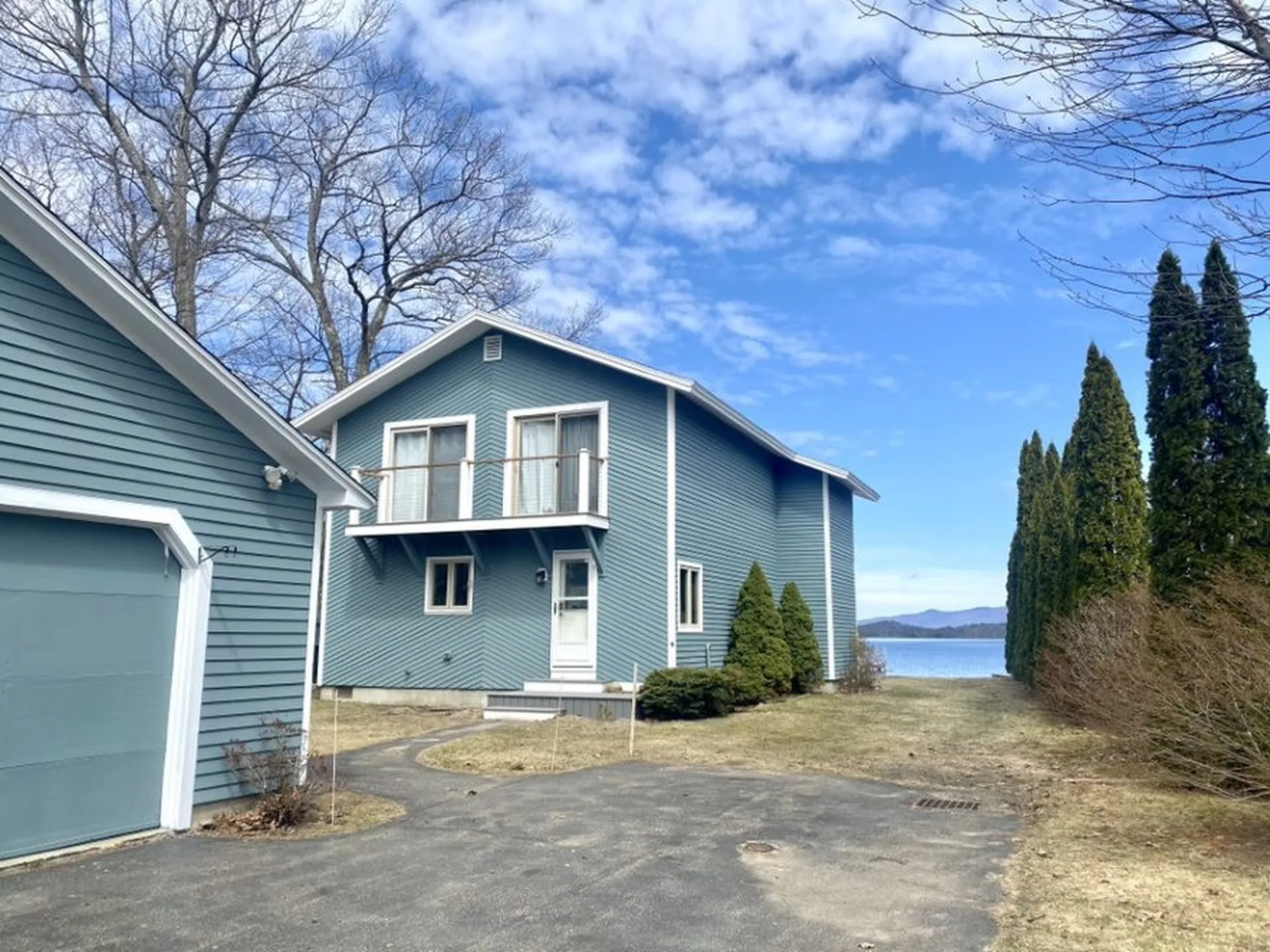 123 Weirs Road Gilford NH 03249