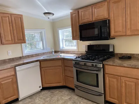 326 Pine Hill Road Croydon NH 03773