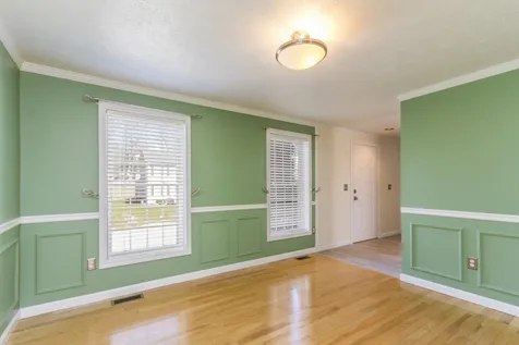 48 Independence Lane Manchester NH 03104