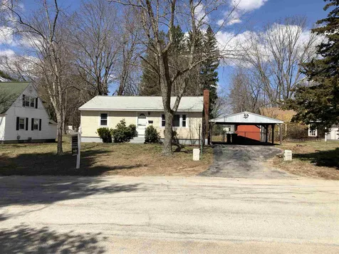 46 School Street Hudson NH 03051