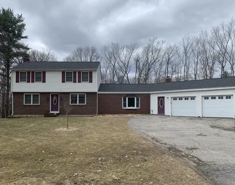 2 Christine Drive Atkinson NH 03811